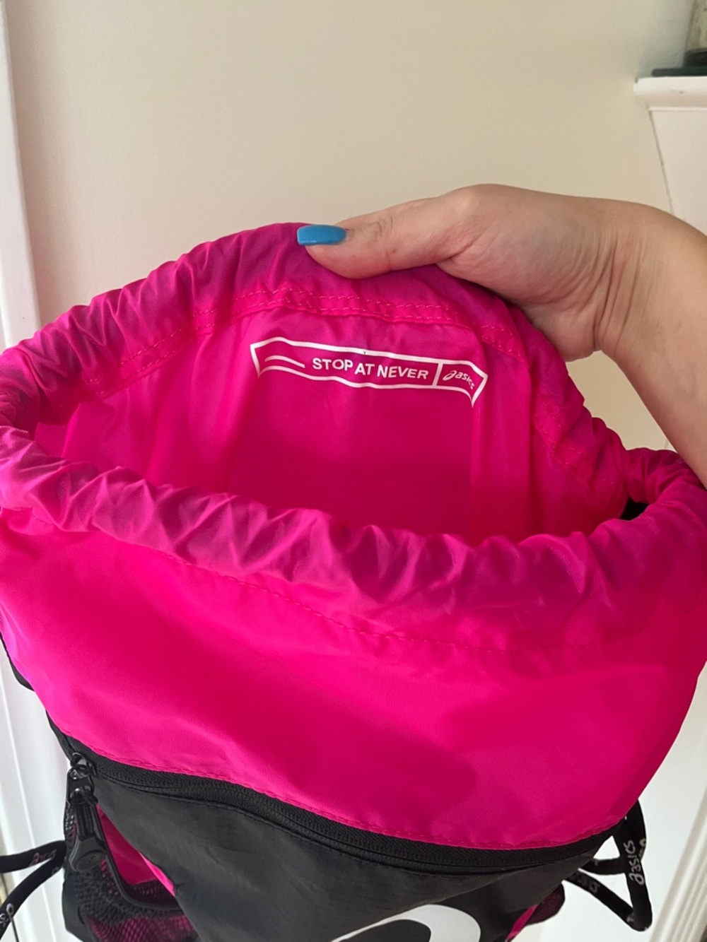 ASICS Black & Hot Pink Drawstring Sports Backpack - Picture 4 of 4